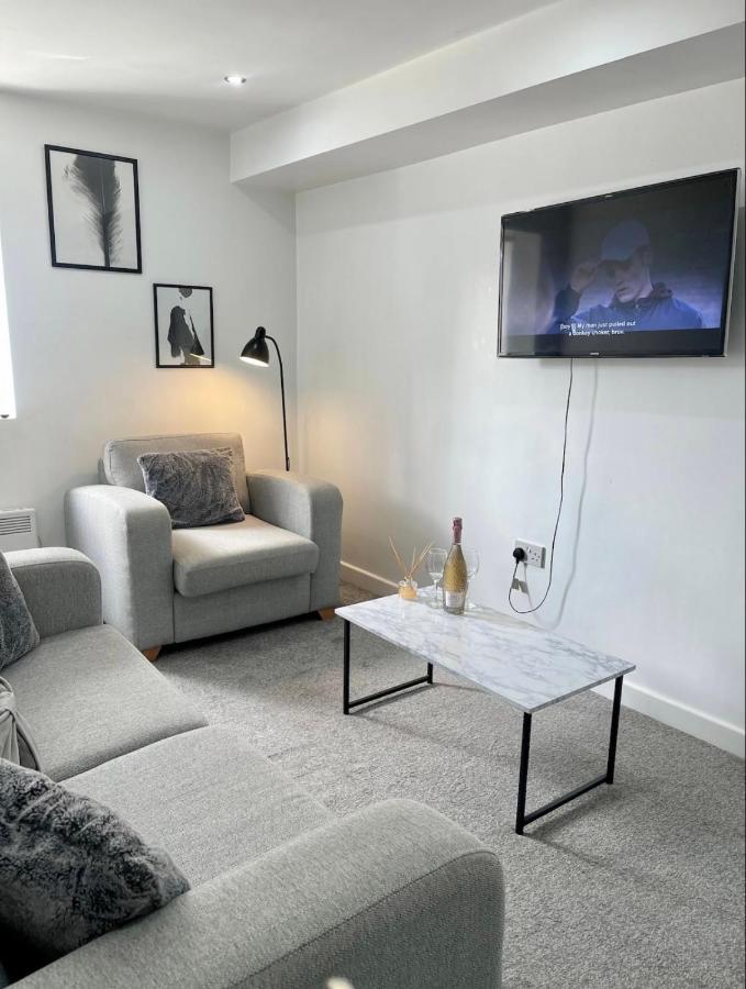 2 Bed Apartment In Bham City Centre W Parking 버밍엄 외부 사진